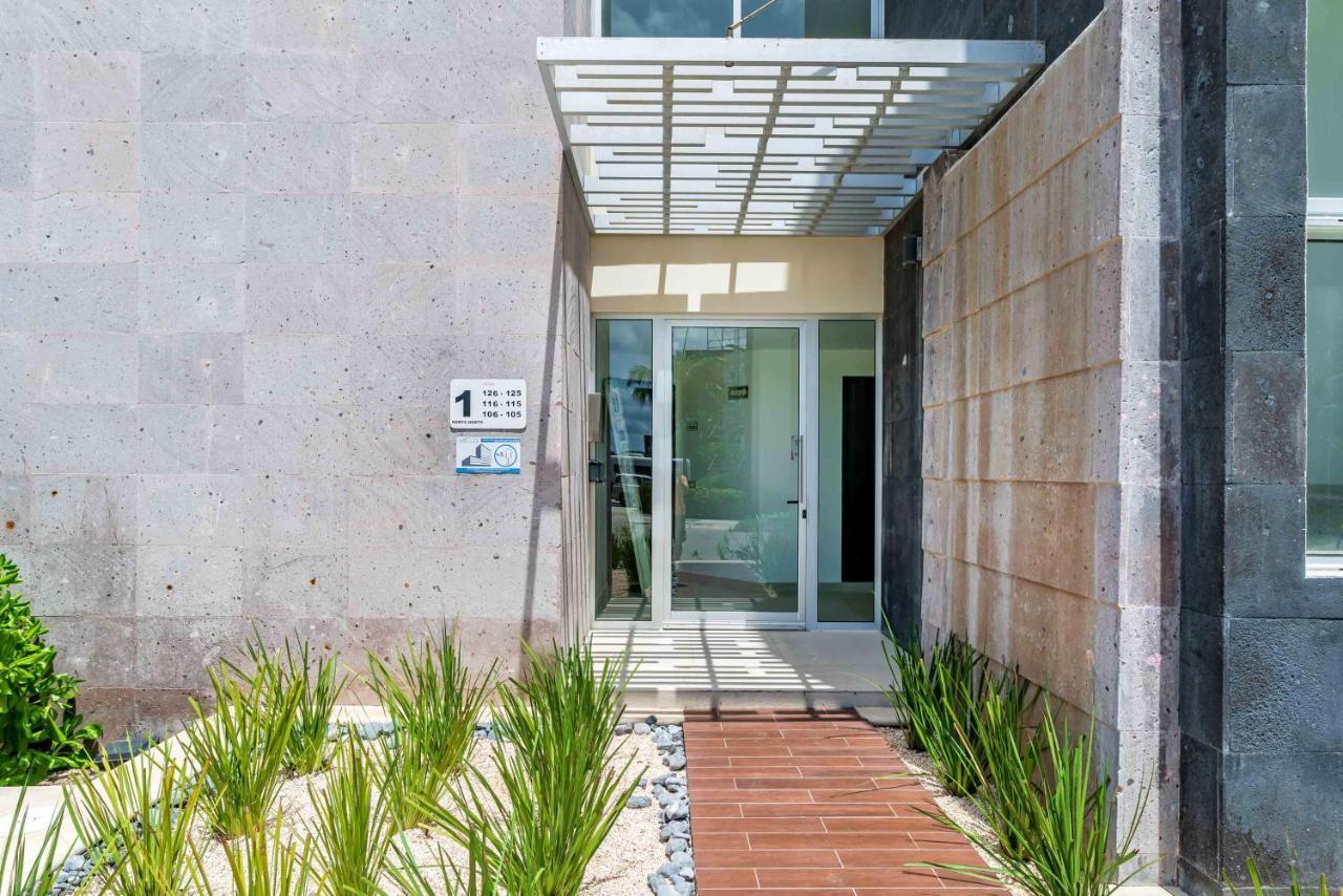 Mareazul Beach Front Condos At Playa Del Carmen Exterior foto